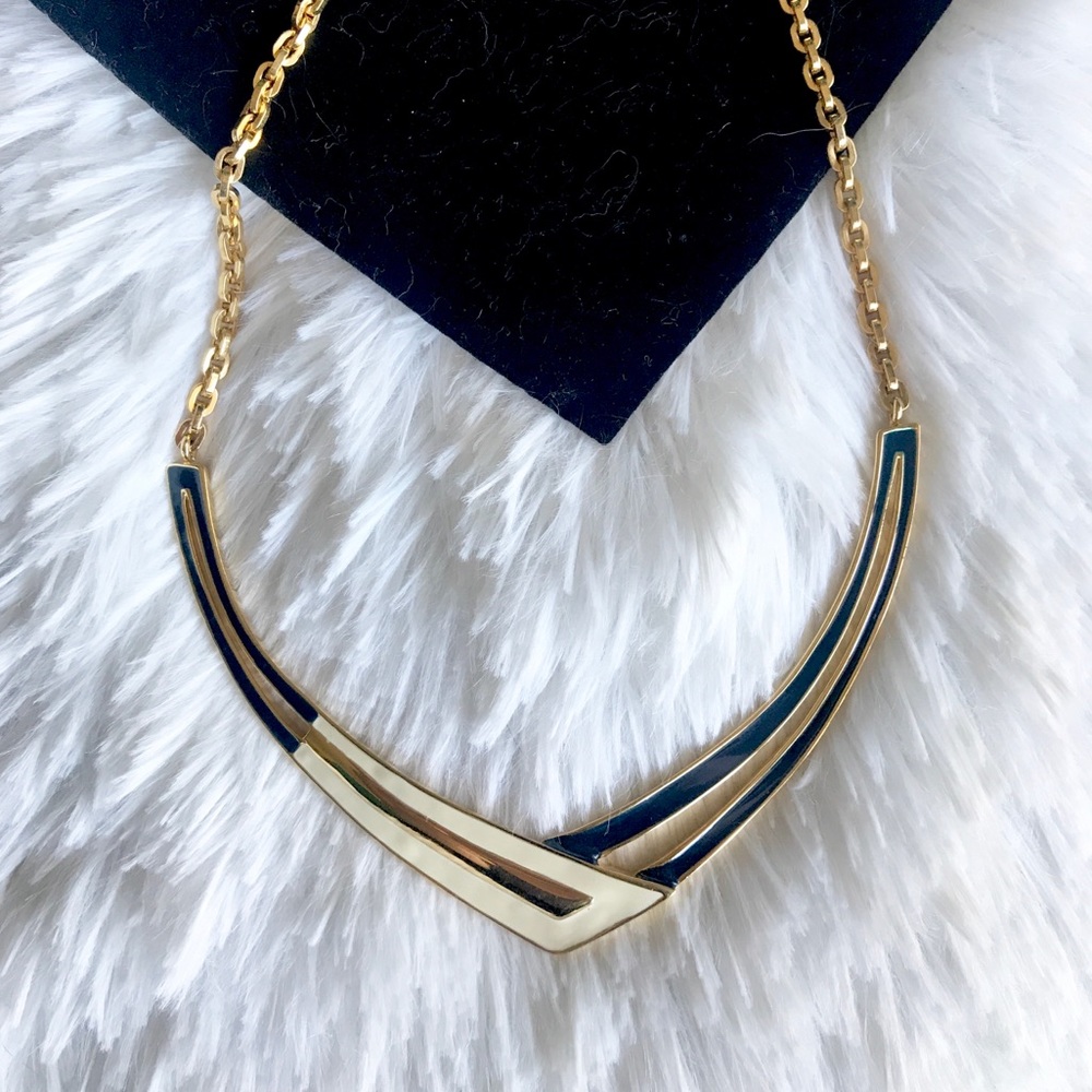 MONET 1970’s Vintage Necklace